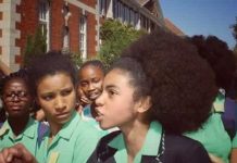 Polémica en Sudáfrica por las normas racistas de una escuela