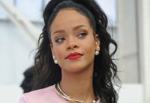 Rihanna se enoja con fanática y la bloquea de Twitter