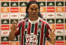 Ronaldinho se va de Fluminense