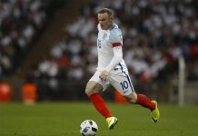 Hodgson y Rooney piden a aficionados mejor conducta
