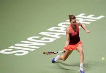 Halep aplasta a Pennetta en primer juego de Final de la WTA