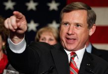 Senador republicano critica duramente a Trump