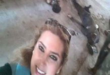 Mujer se sacó selfie con cadáveres sirios