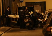 Un hombre mata a su pareja en nave del aeropuerto de Sevilla