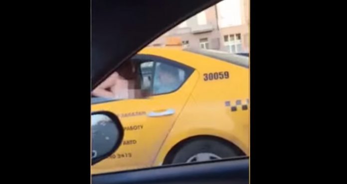 sexo-en-taxi