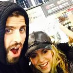 Piqué se burla de los problemas que tuvo Shakira por una selfie grabar