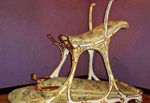 El «sillón del placer» diseñado por el rey británico más travieso