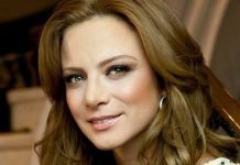 Silvia Navarro muestra la cara de su hijito León por primera vez