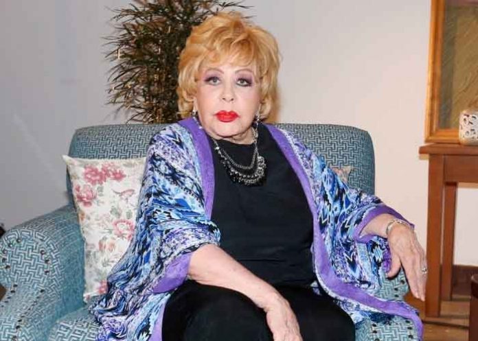 mexico, silvia pinal, salud, problemas arteriales, silvia pasquel, redes sociales,