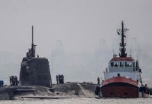 Submarino nuclear británico chocó buque comercial en Gibraltar