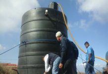 lnstalan tanques de agua a familias de El Crucero
