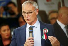 Ranieri recibe el premio al mejor técnico italiano