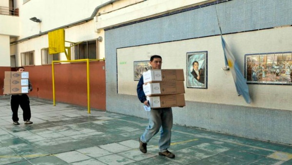 telam_inicio-proceso-de-distribucixn-de-boletas_1718483346