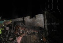 Siniestro reduce a cenizas una vivienda