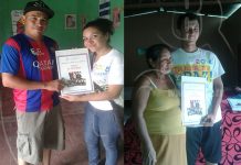 Familias reciben títulos de propiedad