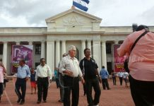 Recuerdan 38 años de la Toma del Palacio Nacional