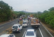 Choque múltiple deja caos en Carretera a Nindirí