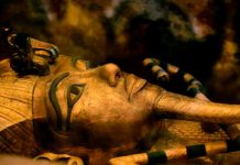 Descubren salas ocultas en tumba de Tutankamon