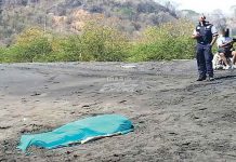 Aparece cuerpo de mujer maniatado en playa Moín, Costa Rica costa rica, playa moin, cuerpo, mujer, lesiones,