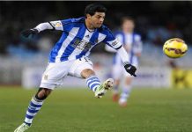 Vela se estrena con doblete y la Real golea 4-0 al Levante