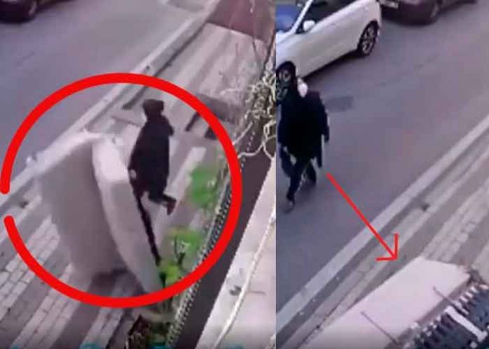 video, viral, sofa, caida, muerte, criticas, incidente,