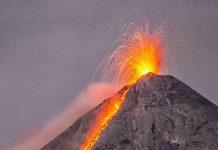 Disminuye erupción de volcán de Fuego en Guatemala aunque se mantiene alerta