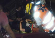 Se vuelca por evitar arrollar a un peaton