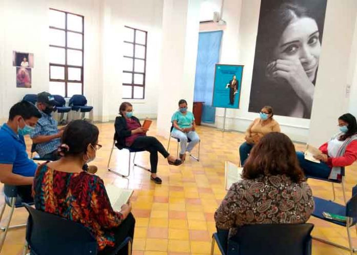 12 nicaragua, exposion bibliografica, revolucion popular sandinista, biblioteca nacional, gobierno