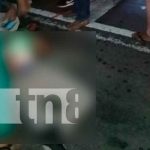 Accidente entre motocicleta y camión deja lesionados en Chinandega nicaragua, chinandega, accidente de transito, lesionados,