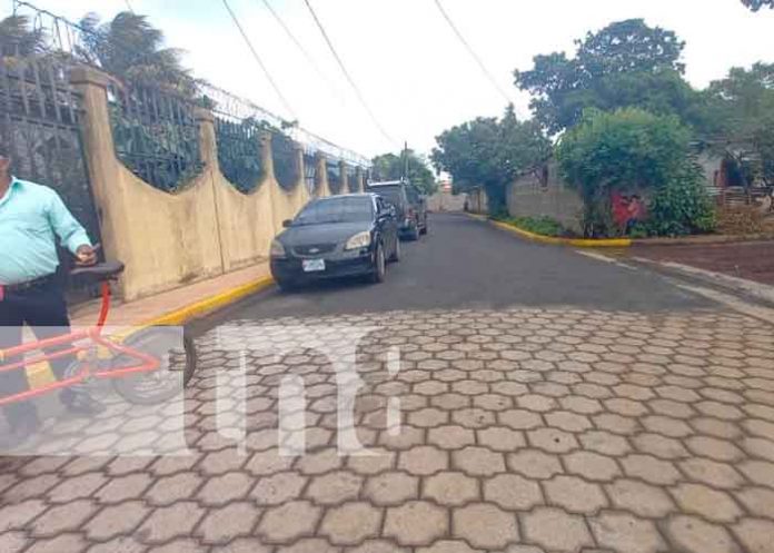 nicaragua, carazo, calle adoquinada,