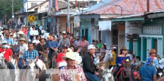 nicaragua, isla de ometepe, show hipico,