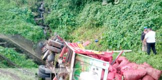 nicaragua, chontales, santo tomas, vuelco, camion,
