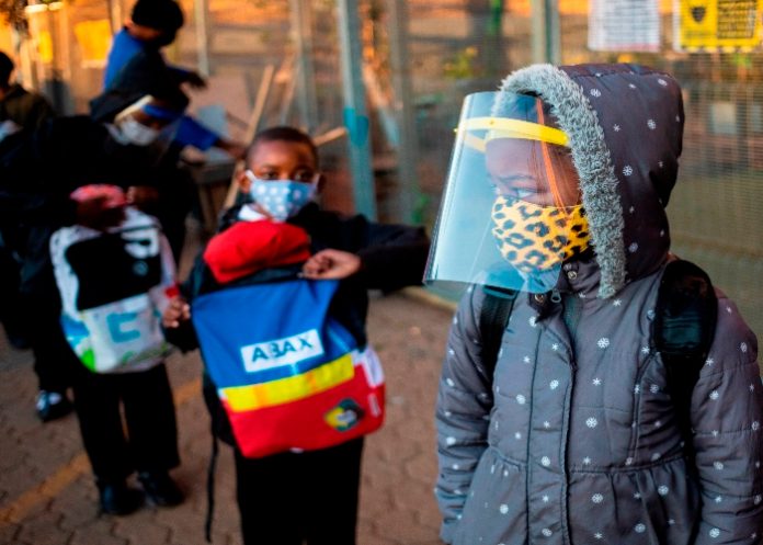 estados unidos, california, escuelas, covid-19,