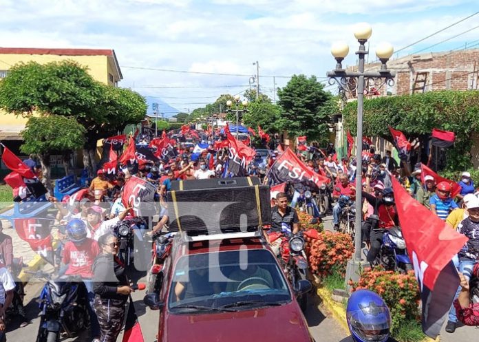 Foto: Familias de Rivas celebran 42 aniversario de la Revolución /TN8