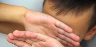 Anciano enviado a prisión por abusar sexualmente de un menor, Colombia