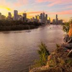 Australia: Muere al caer por acantilado mientras contemplaba el atardecer australia, kangaroo point, atardecer, accidente,