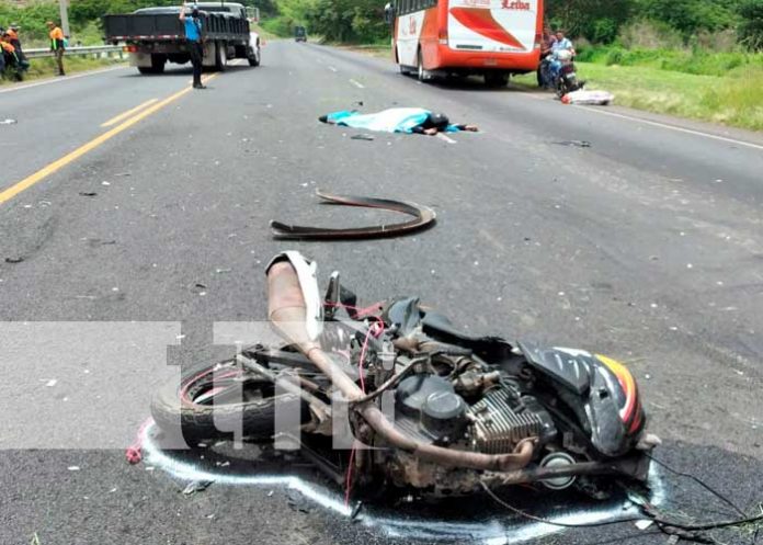 Invasión de carril provoca accidente mortal en Tipitapa