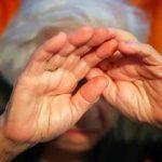 Argentina: Hombre golpeó a su mamá porque no le dejó dinero para la comida argentina, agresion, mama, violencia familiar,