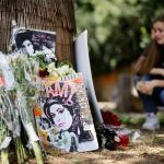Fans de Amy Winehouse le rinden homenaje en Londres