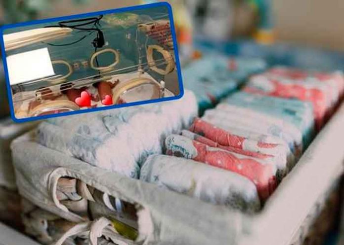 bebe Insólito: Da a luz nueve bebés gasta 100 pañales y seis litros de leche al día