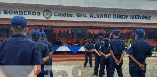 Bomberos de nuevo ingreso en la academia nacional