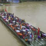 Foto: Sobrevive 3 días en estacionamiento subterráneo inundado en China / Referencia