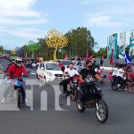 Foto: Caponeros, taxistas y motorizados participan en caravana 42/19 /TN8