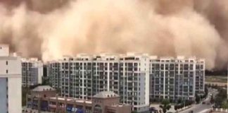 Tormenta de arena "devora" una ciudad china