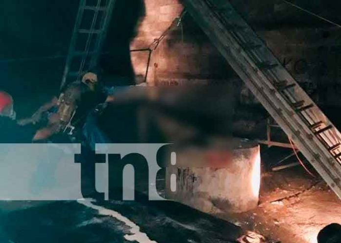 Nicaragua, Chinandega, cadaver, pozo,