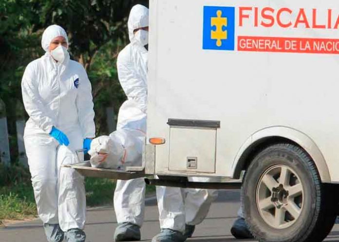 Agentes de la fiscalía encuentran cabeza humana envuelta en una sábana en Colombia
