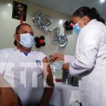 Continúa vacunación voluntaria contra el COVID-19 en Managua Vacunación voluntaria en puestos de salud en Managua