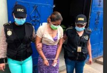 Guatemala: Mujer detenida tras dar a fumar marihuana a su hija de 4 años guatemala, detencion, mujer, nima, fumar, marihuana,