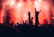 El mundo se viste de negro para festejar el Día Mundial del Rock El mundo se viste de negro para festejar el Día Mundial del Rock
