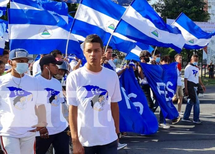 dia-estudiante-managua-03 Recorrido de estudiantes de Managua por el Día Nacional del Estudiante